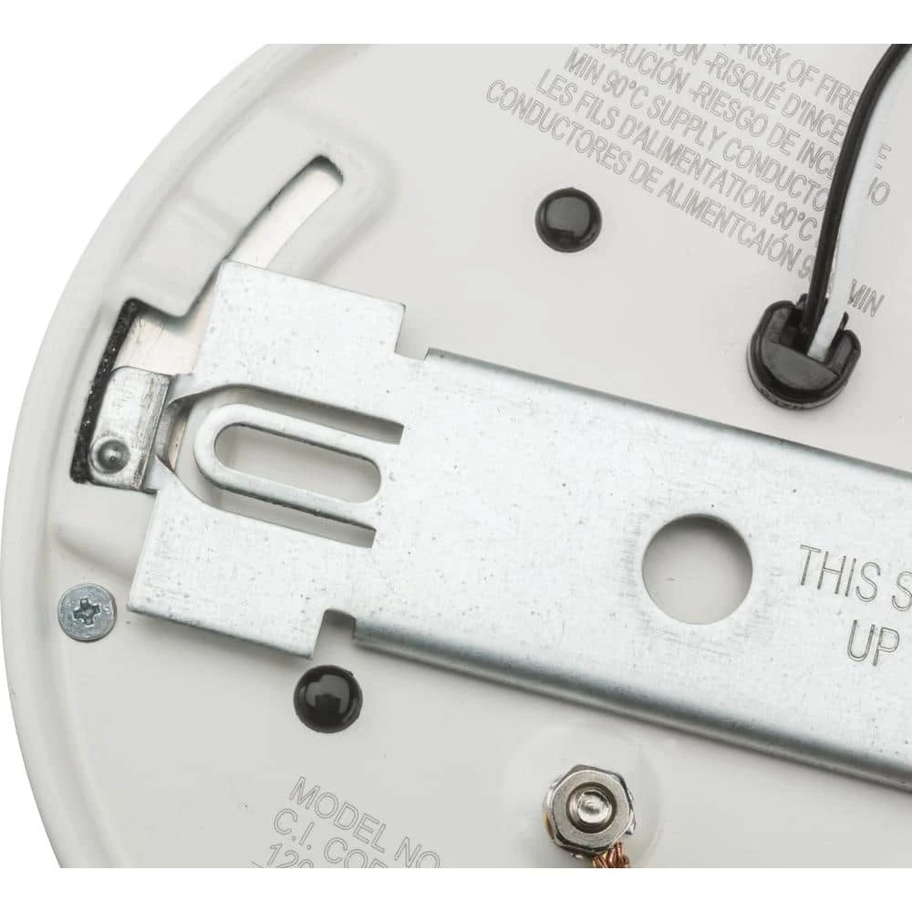 Contractor Select JSBC 5 in. White LED Flush Mount Downlight by Juno 6 Contractor Select JSBC 5 in. White LED Flush Mount Downlight by Juno - Image 6